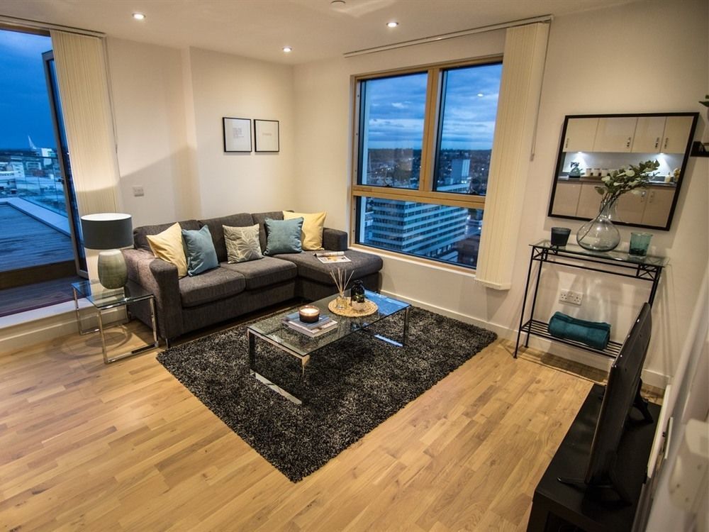 The Penthouse At Hewitt Hotel Reading Exterior photo